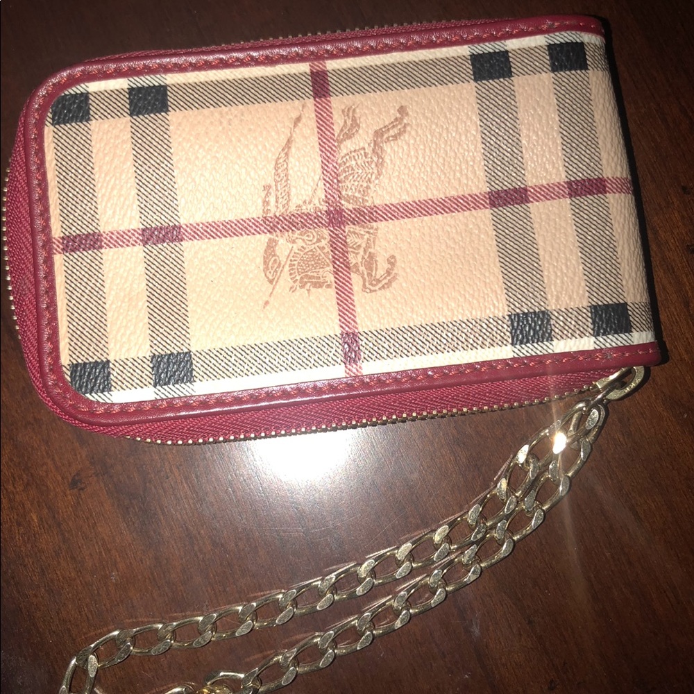 AUTHENTIC BURBERRY WRISTLET!!! EXCELLENT CONDITION